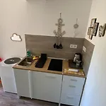 Tieffapartmanhaz Zamardi