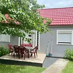Tieffapartmanhaz Apartment Zamardi