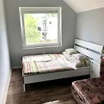 Tieffapartmanhaz Apartment
