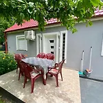 Tieffapartmanhaz Apartment Zamardi