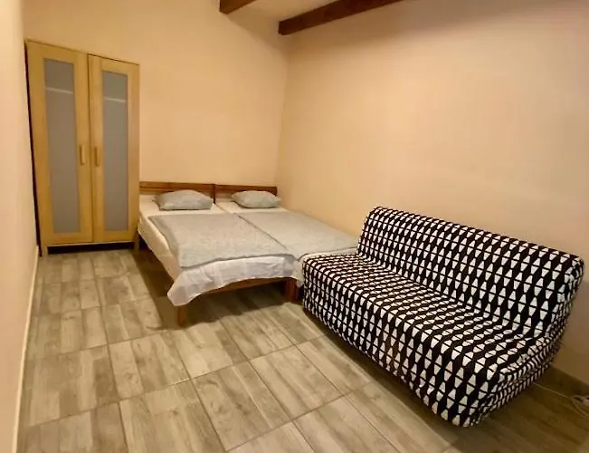 Apartament Tieffapartmanhaz